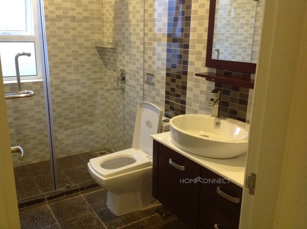 Large 3 bedroom penthouse close to Russian Market