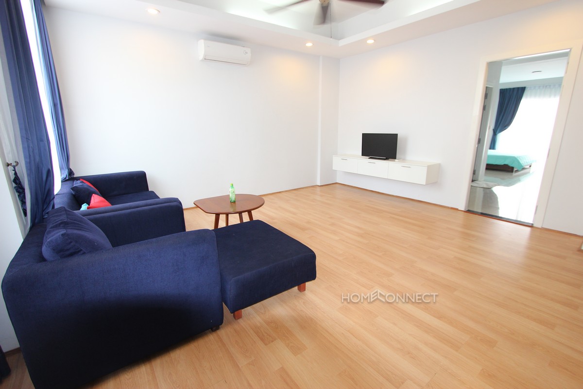 Centrally Located 2 Bedroom Apartment in BKK1