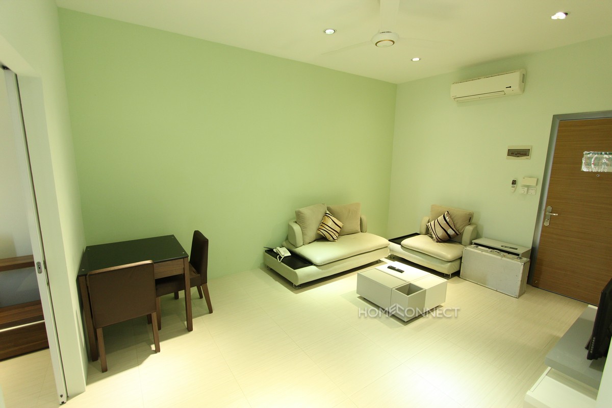 Modern Central 1 Bedroom Apartment in Daun Penh