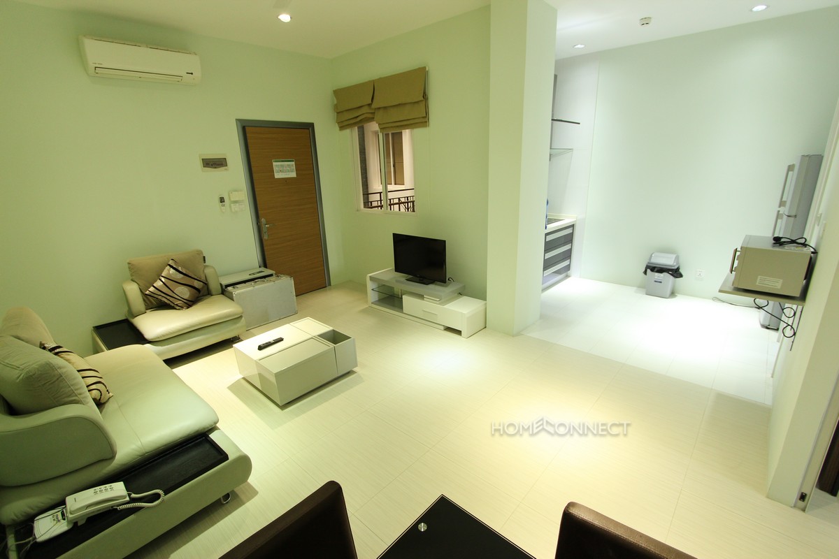 Modern Central 1 Bedroom Apartment in Daun Penh