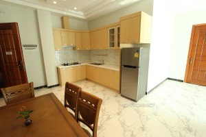 Modern 2 bedroom apartment close to Russian market