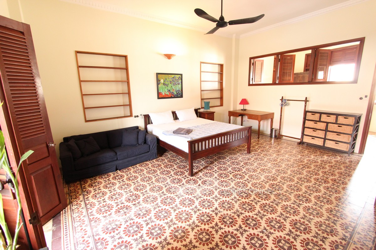 Colonial Apartment in the Heart of Phnom Penh's Old Quarter