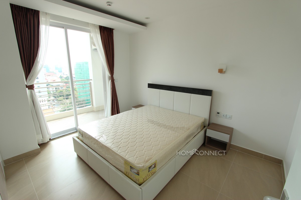 Luxurious 2 Bedroom Apartment in BKK1