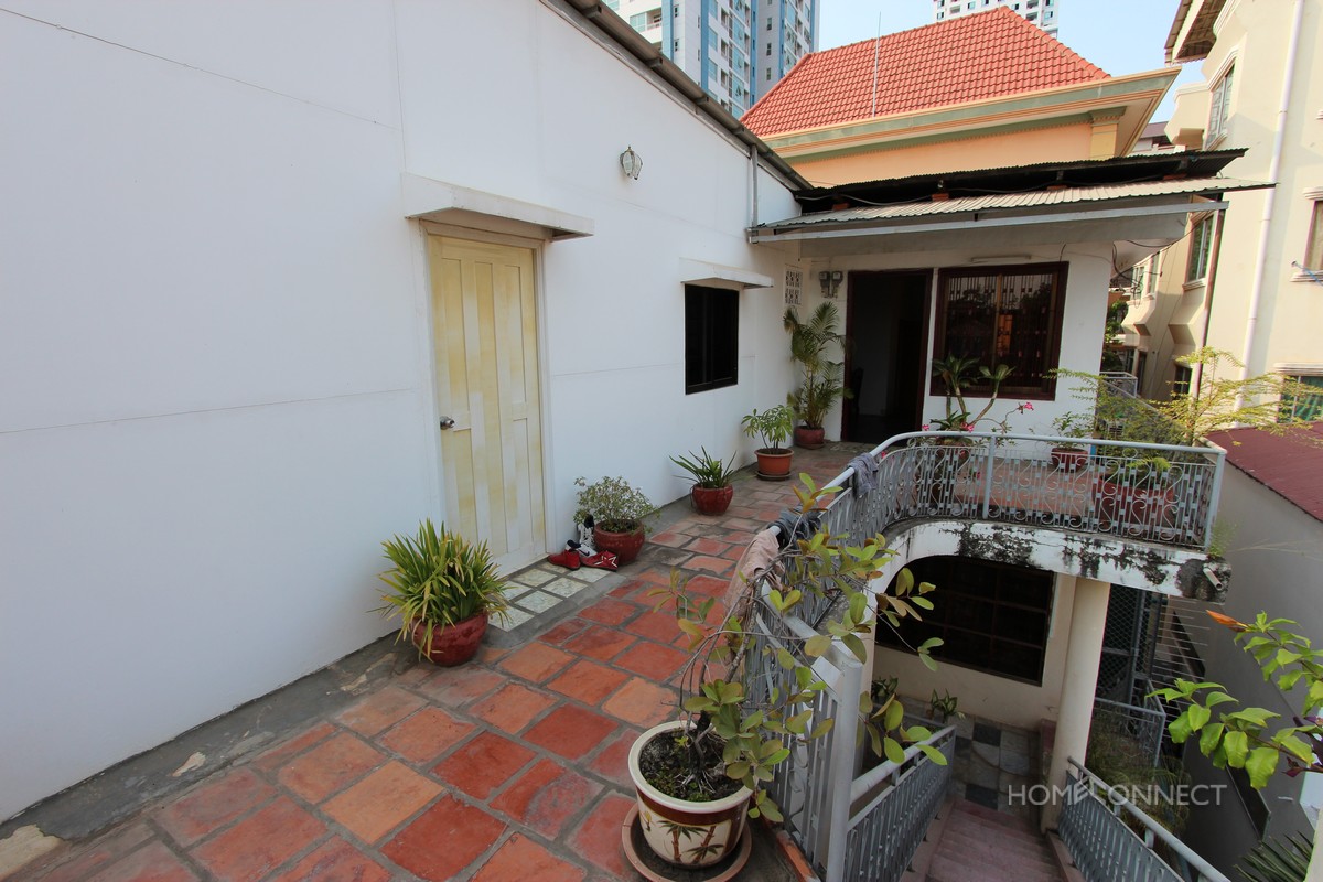 Large balcony 2 bedroom apartment in BKK1 | Phnom Penh