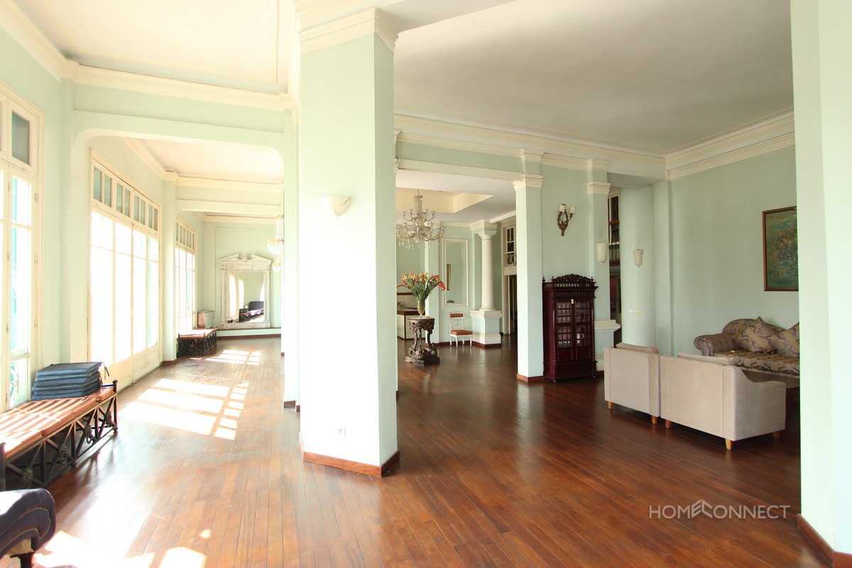 Spectacular 3 bedroom French Colonial apartment on Riverside | Phnom Penh