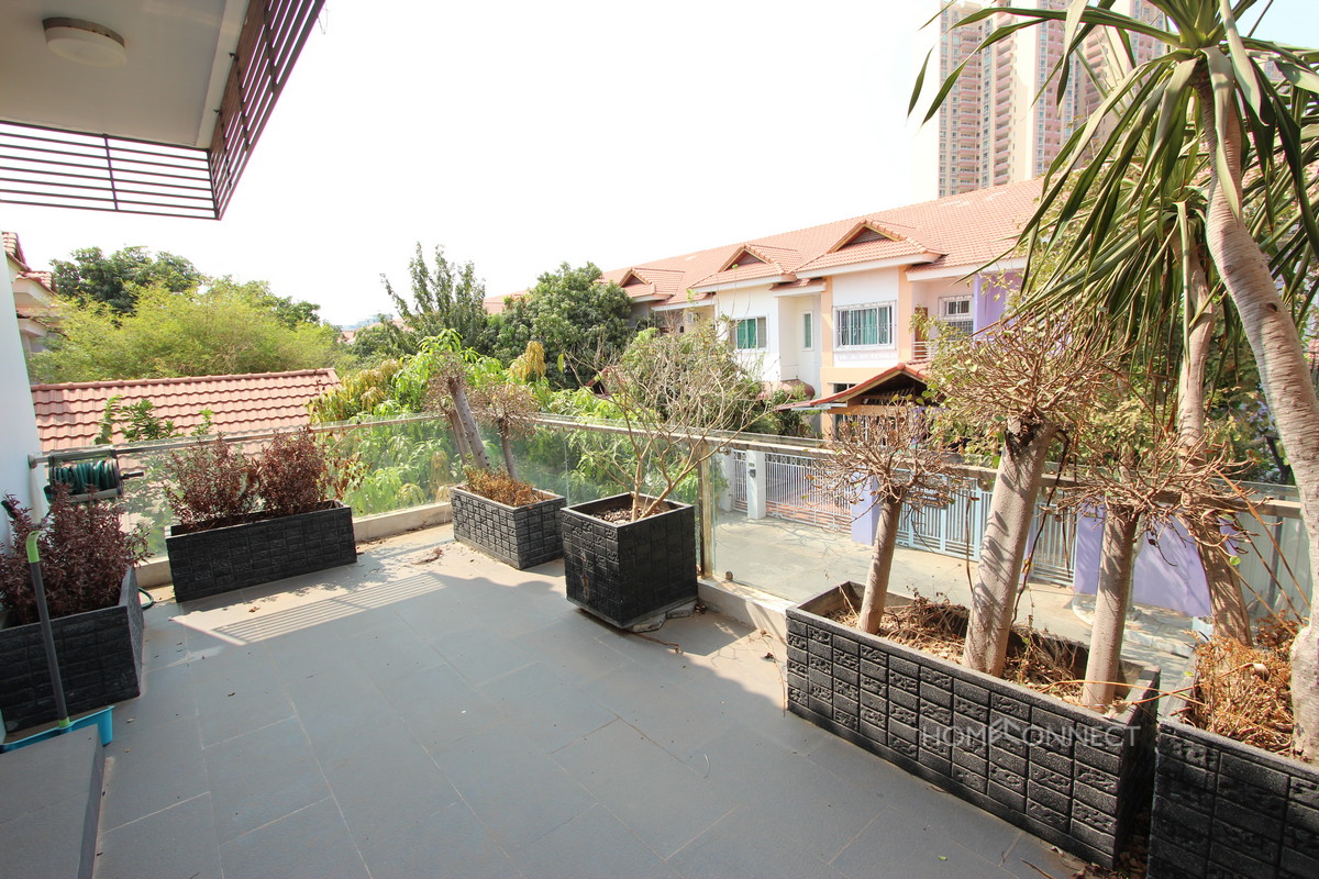 Modern 6 Bedroom Villa For Rent Near Aeon Mall | Phnom Penh