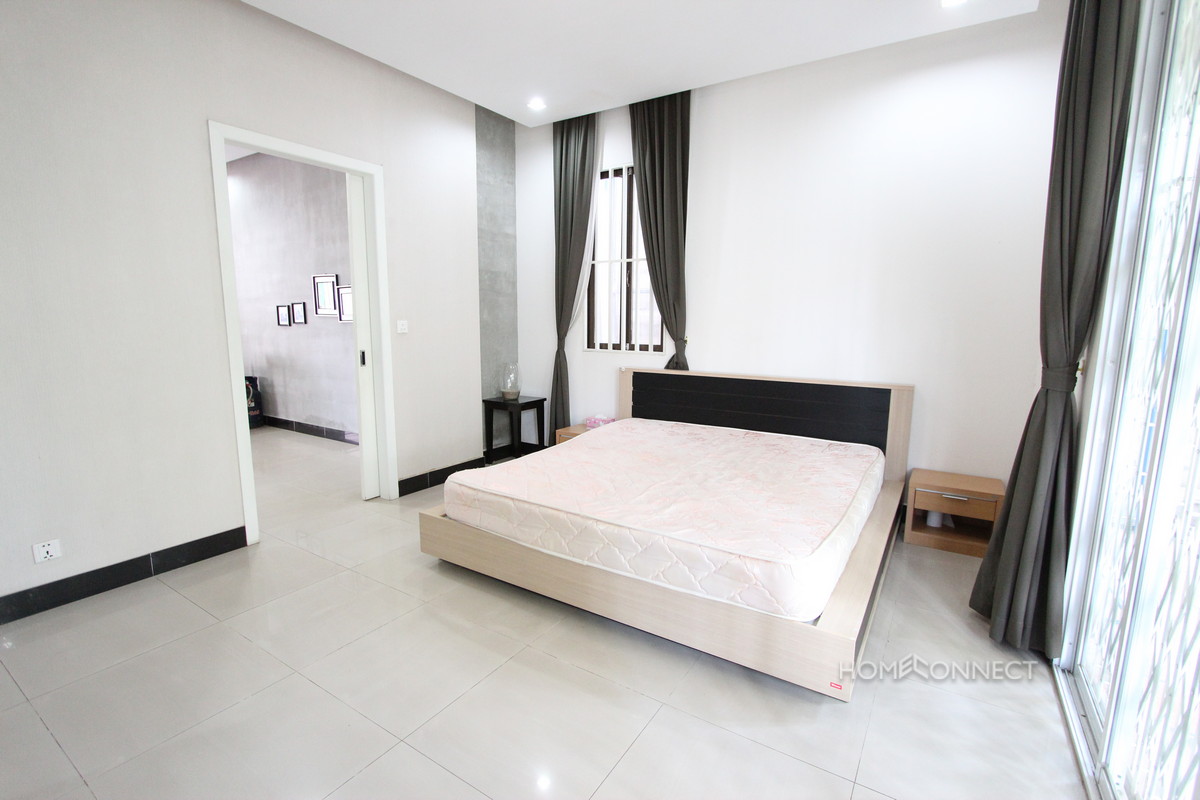 Centrally Located 1 Bedroom Apartment in the Heart of BKK1 | Phnom Penh