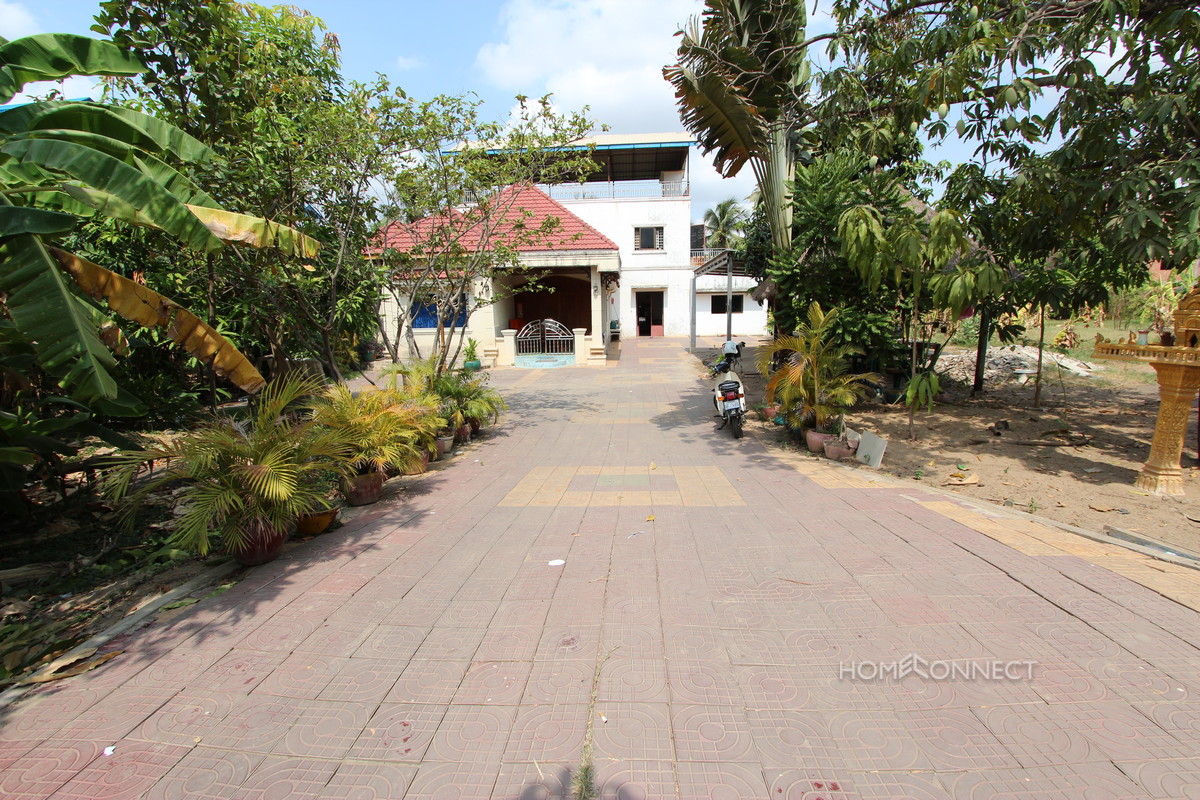 Small Villa and Land for Rent in Boeung Tumpun | Phnom Penh