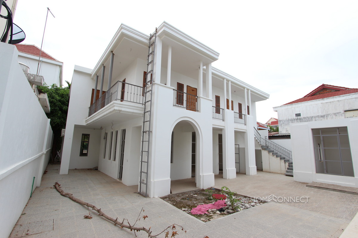 Renovated 6 Bedroom Villa in Tonle Bassac | Phnom Penh
