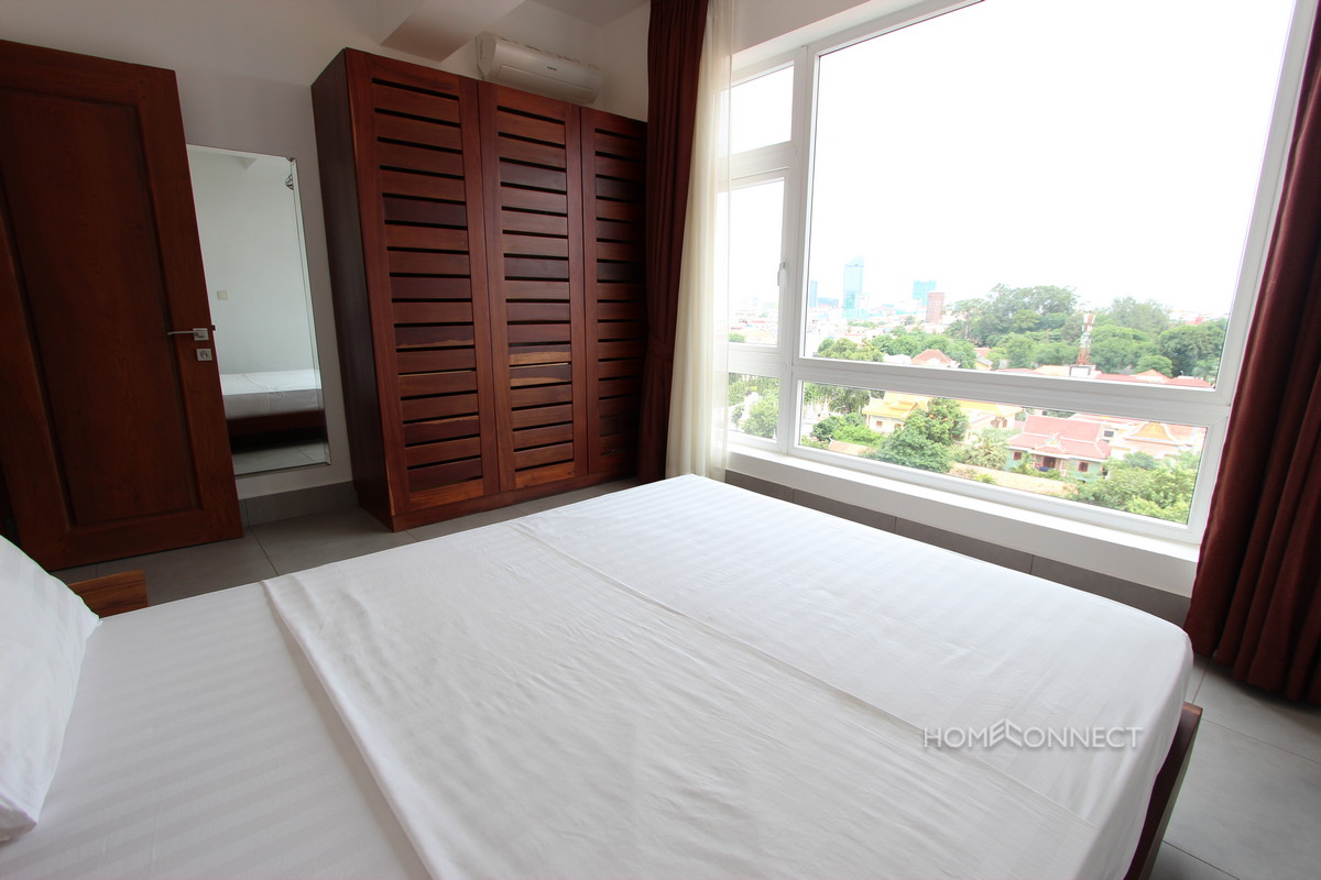 Beautiful 2 Bedroom Apartment Near The Royal Palace | Phnom Penh Real Estate