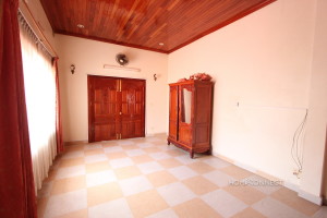 Spacious 5 Bedroom Villa Near Northbridge | Phnom Penh Real Estate