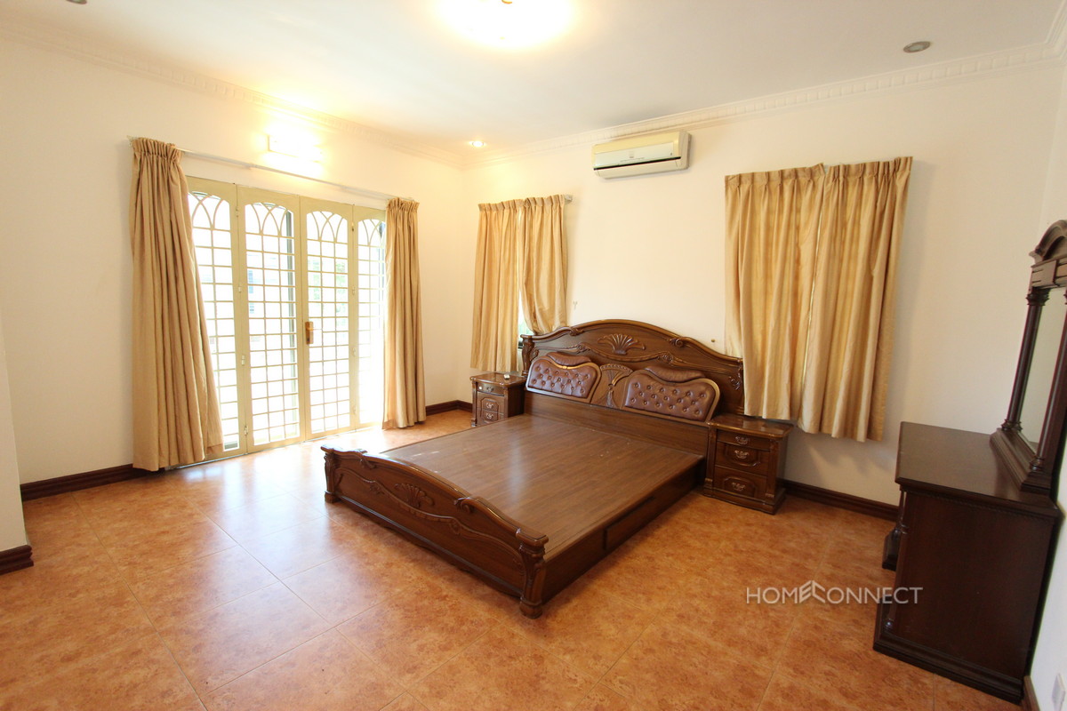 Family Sized 3 Bedroom Villa In Tonle Bassac | Phnom Penh Real Estate