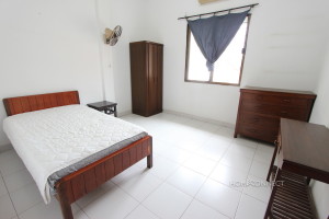 Tidy 2 Bedroom Apartment Near Riverside | Phnom Penh Real Estate