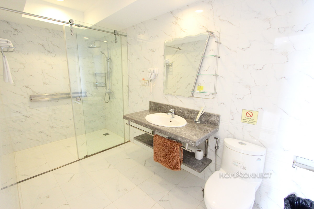 Attractive Apartment Near the Royal Palace | Phnom Penh Real Estate
