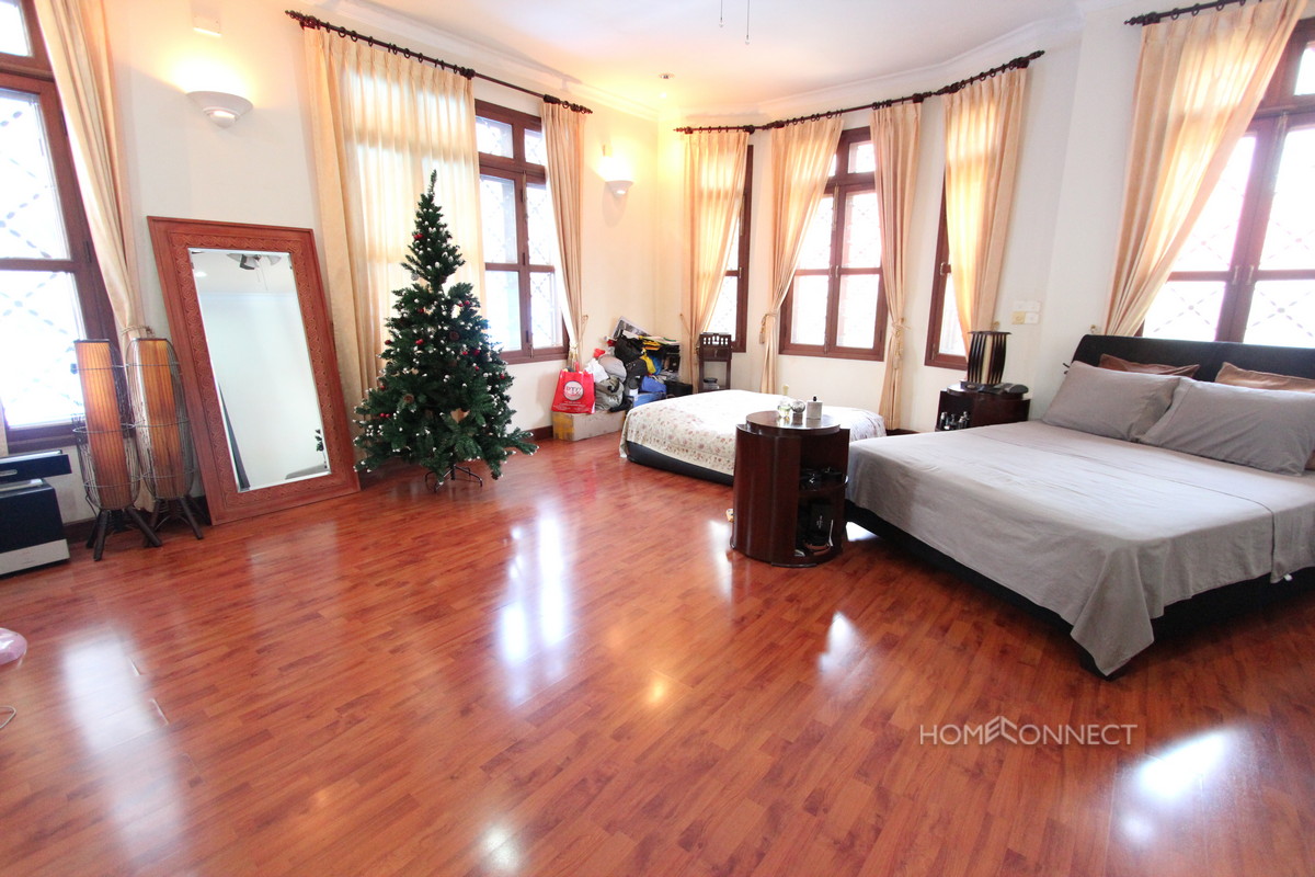 Nicely Appointed Villa for Sale Near Russian Market | Phnom Penh Real Estate