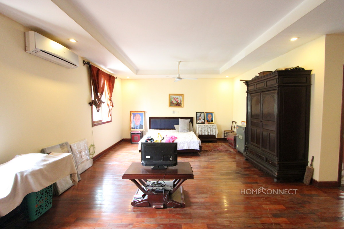 Secure 3 Bedroom Townhouse in Tonle Bassac | Phnom Penh Real Estate