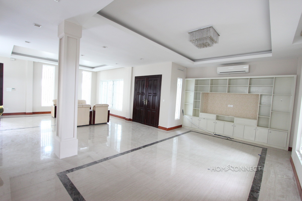 Private Pool 4 Bedroom Villa For Rent Near Aeon Mall | Phnom Penh Real Estate