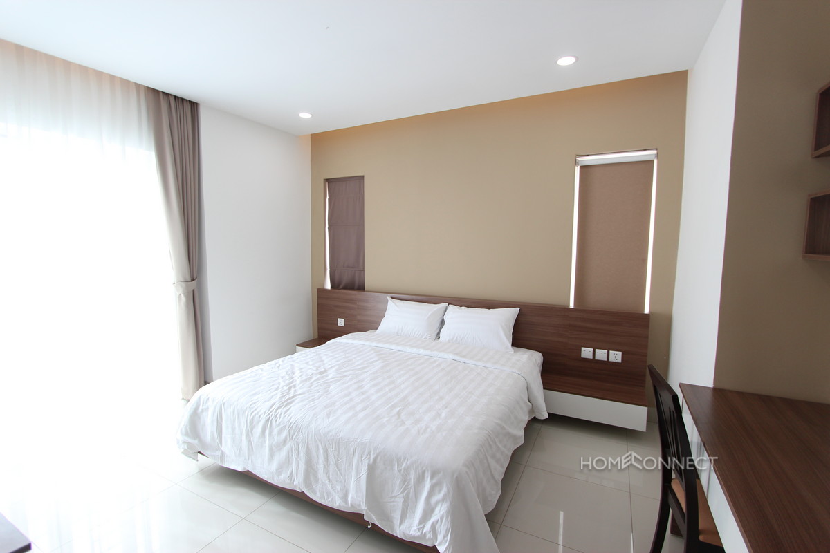 Fantastic 2 Bedroom Apartment in Tonle Bassac | Phnom Penh Real Estate
