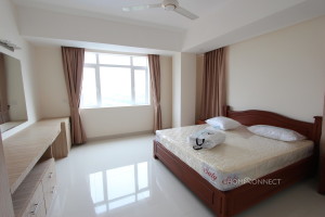 Luxurious 2 Bedroom Apartment in Tonle Bassac | Phnom Penh Real Estate