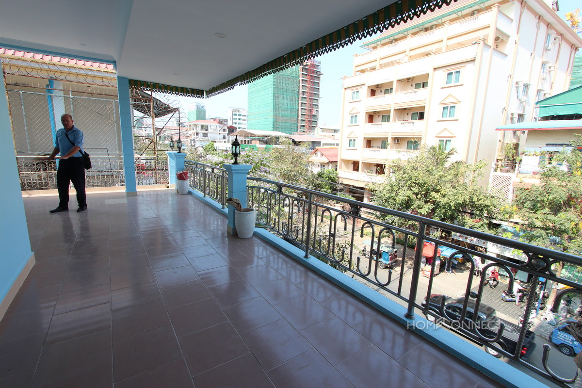 Renovated 2 Bedroom Apartment in BKK1 | Phnom Penh Real Estate