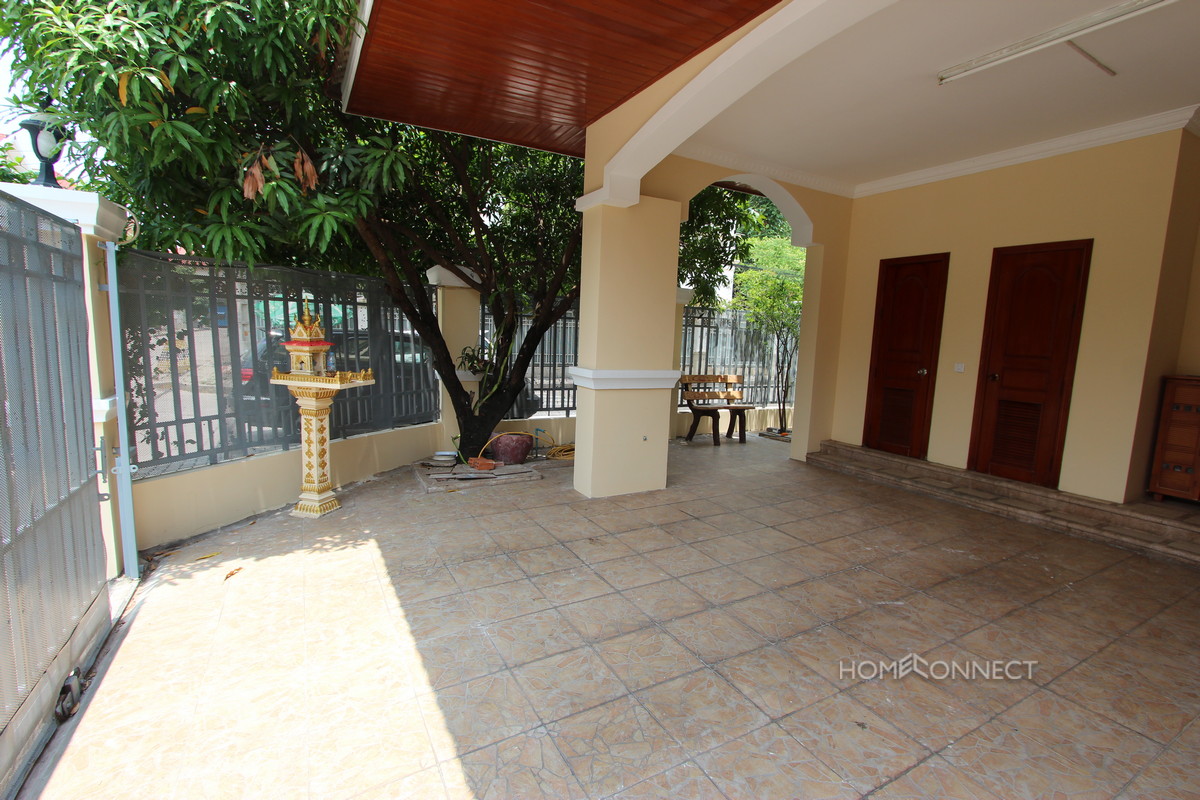 Secure Family Villa in Tonle Bassac|Phnom Penh Real Estate