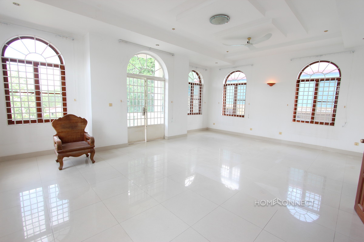 Large 5 Bedroom Family Villa with Pool in Toul Kork | Phnom Penh Real Estate