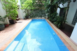 Comfortable 3 Bedroom Apartment Close to Independence Monument | Phnom Penh Real Estate