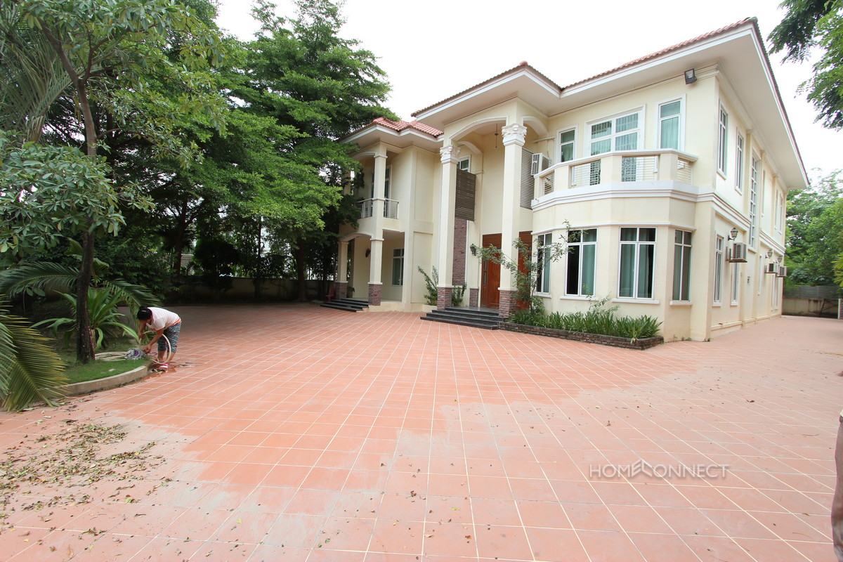 Secure Family Villa Located Near the Northbridge School | Phnom Penh Real Estate