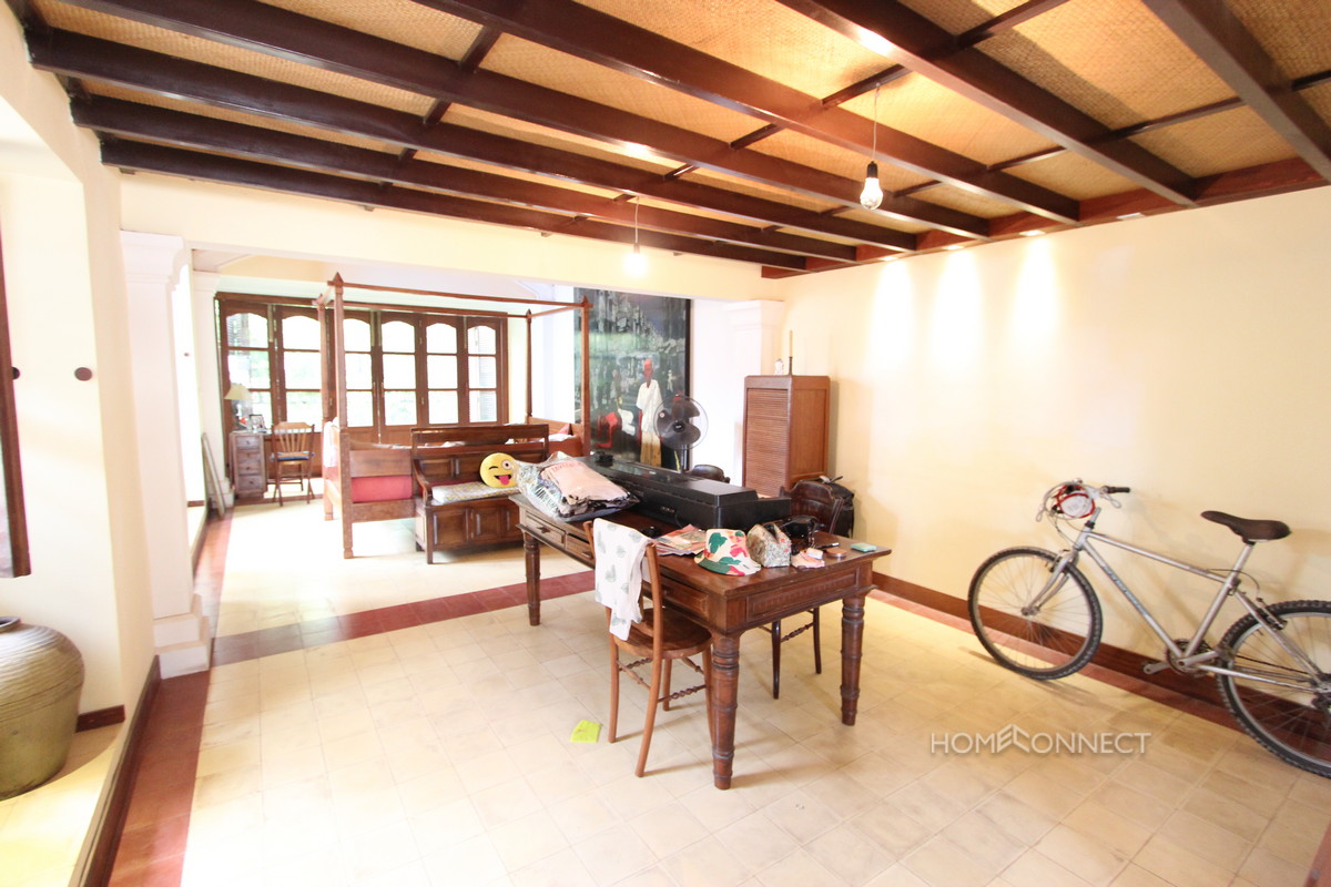 French Colonial 1 Bedroom Apartment Near Royal Palace For Rent | Phnom Penh Real Estate