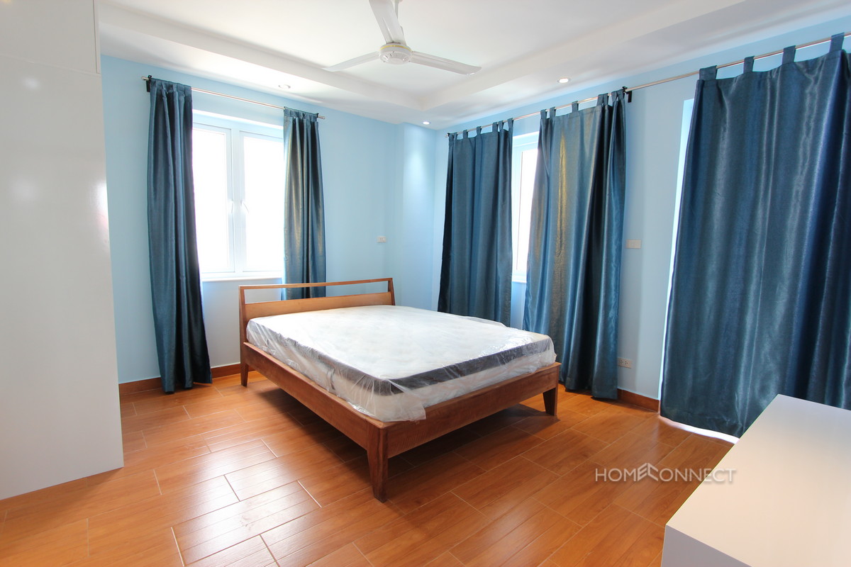Brand New Modern 2 Bedroom 2 Bathroom Apartment for Rent Near Central Market | Real Estate Phnom Penh