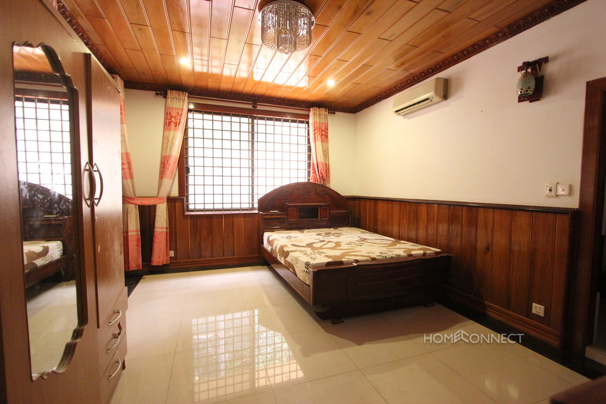 Spacious 3 Bedroom 3 Bathroom Townhouse in Tonle Bassac | Phnom Penh Real Estate