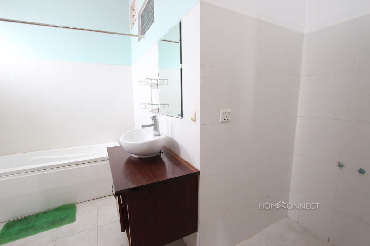 Spacious 2 Bedroom 2 Bathroom Serviced Apartment in Toul Kork | Phnom Penh Real Estate