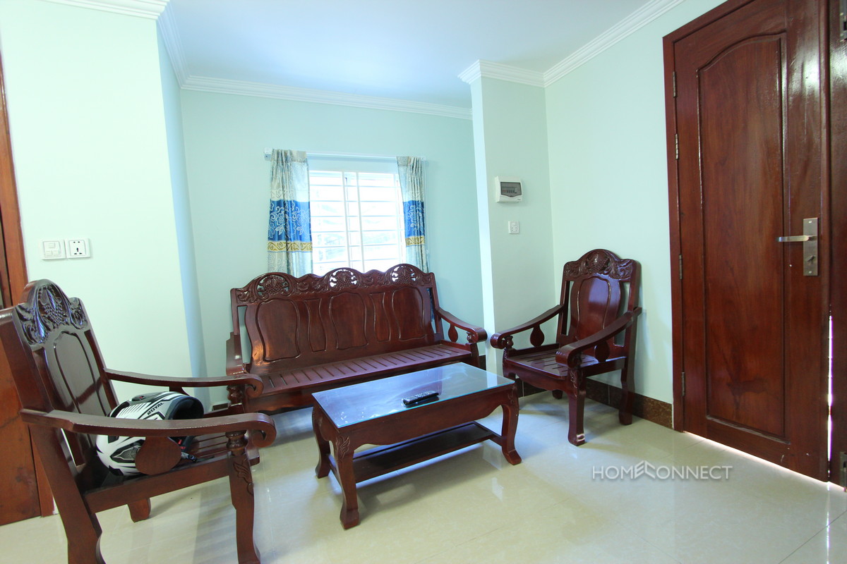 Comfortable 1 Bedroom 2 Bathroom Apartment for Rent Near Bassac Lane | Phnom Penh Real Estate