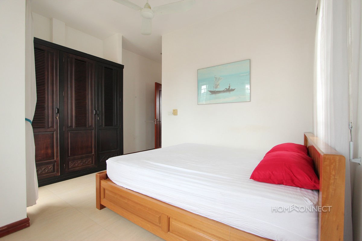 Budget 1 Bedroom 2 Bathroom Apartment for Rent in Tonle Bassac | Phnom Penh Real Estate