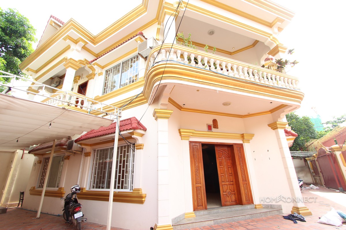 Spacious 4 Bedroom 4 Bathroom Villa For Rent in BKK1 | Phnom Penh Real Estate