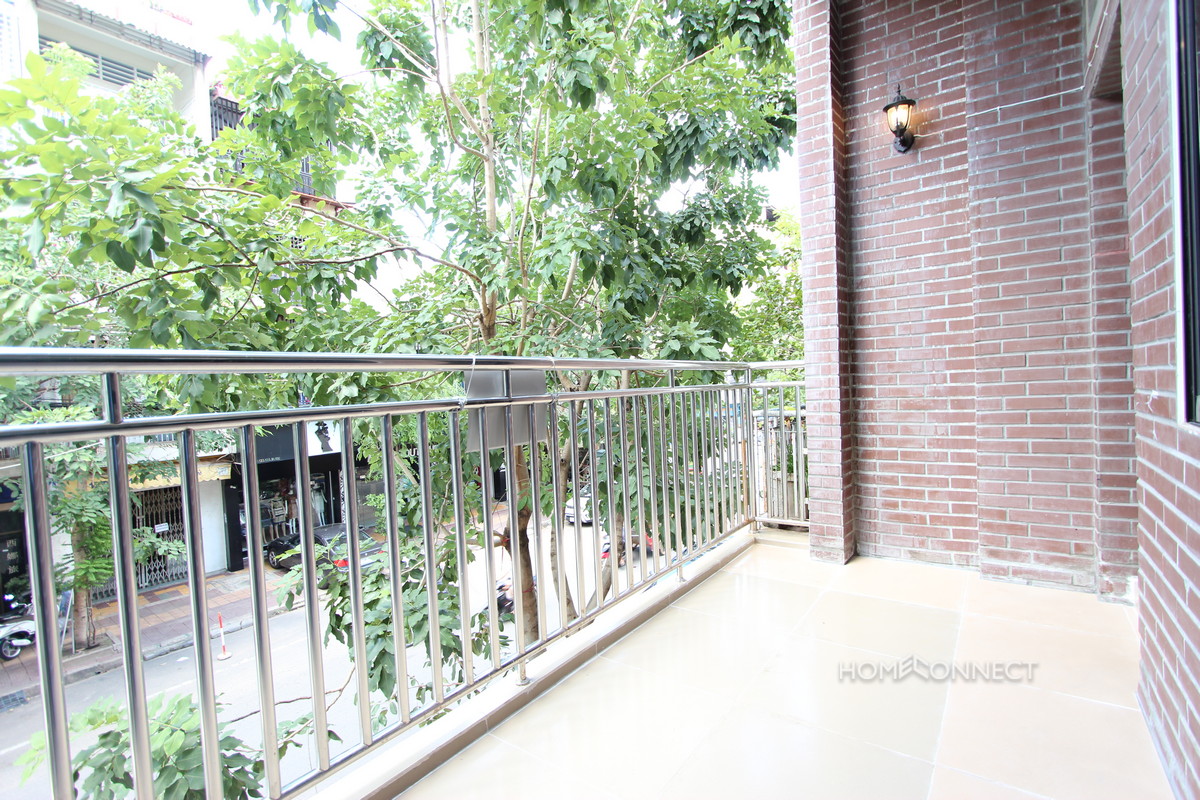 Comfortable 2 Bedroom 2 Bathroom Apartment for Rent in Daun Penh | Phnom Penh Real Estate
