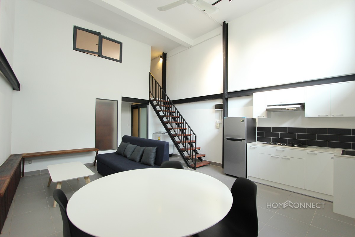 Western 2 Bedroom Apartment Near Independence Monument | Phnom Penh Real Estate