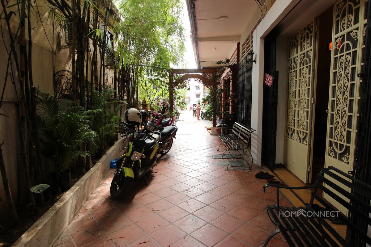 Khmer Style 3 Bedroom Townhouse Near Royal Palace | Phnom Penh Real Estate