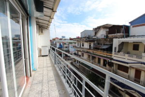 Huge Terrace 3 Bedroom Western Apartment in 7 Makara | Phnom Penh Real Estate