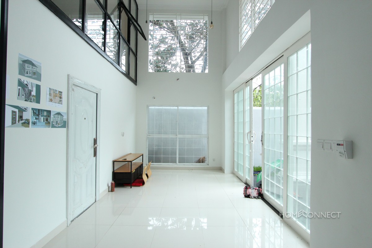 Modern 4 Bedroom Family Villa For Sale in Prek Eng | Phnom Penh Real Estate