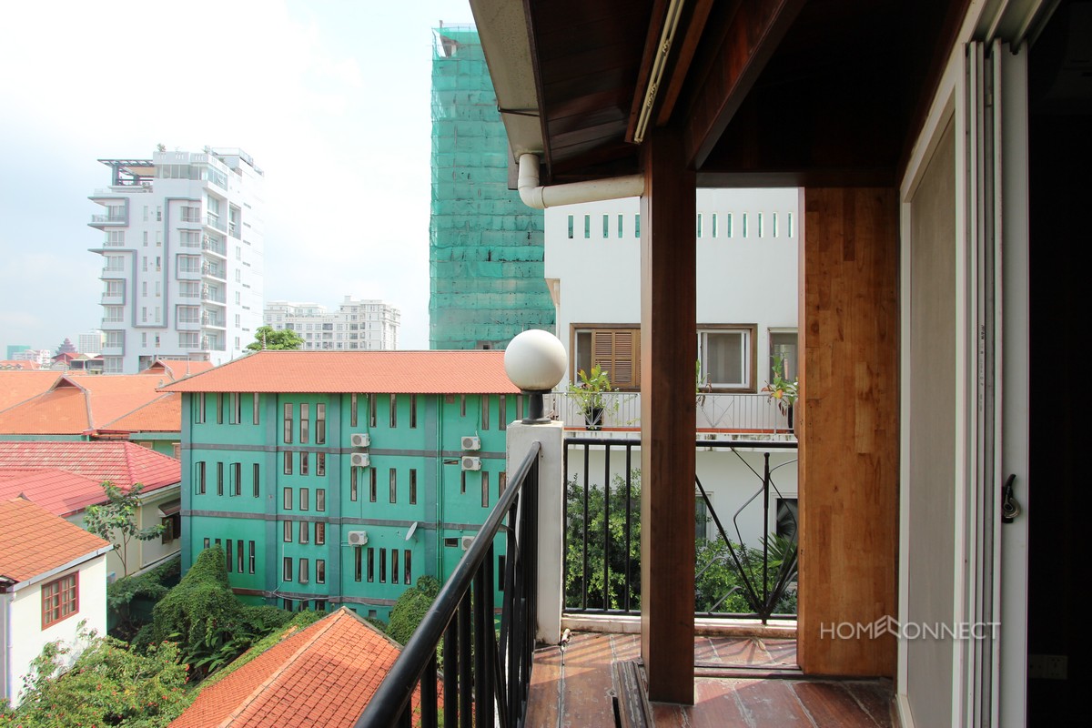Avant Garde 2 Bedroom Apartment Near Independence Monument | Phnom Penh Real Estate