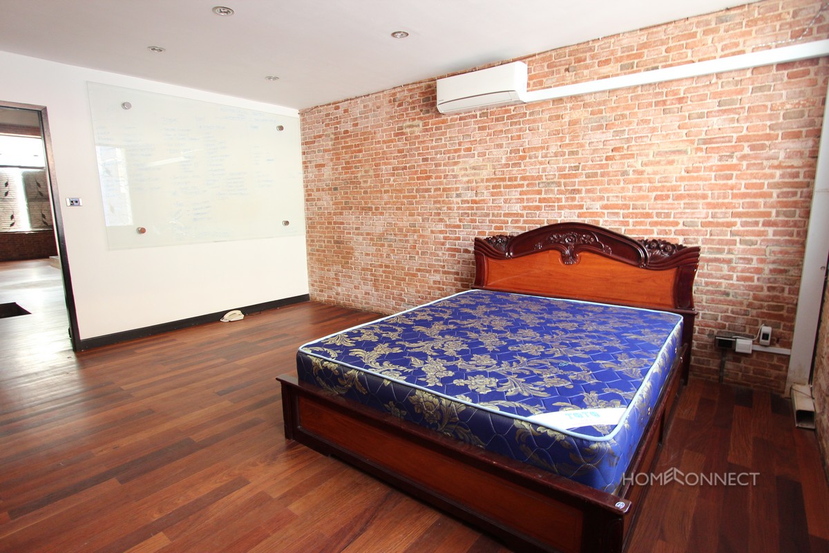 Western Loft 2 Bedroom Apartment in Daun Penh | Phnom Penh Real Estate