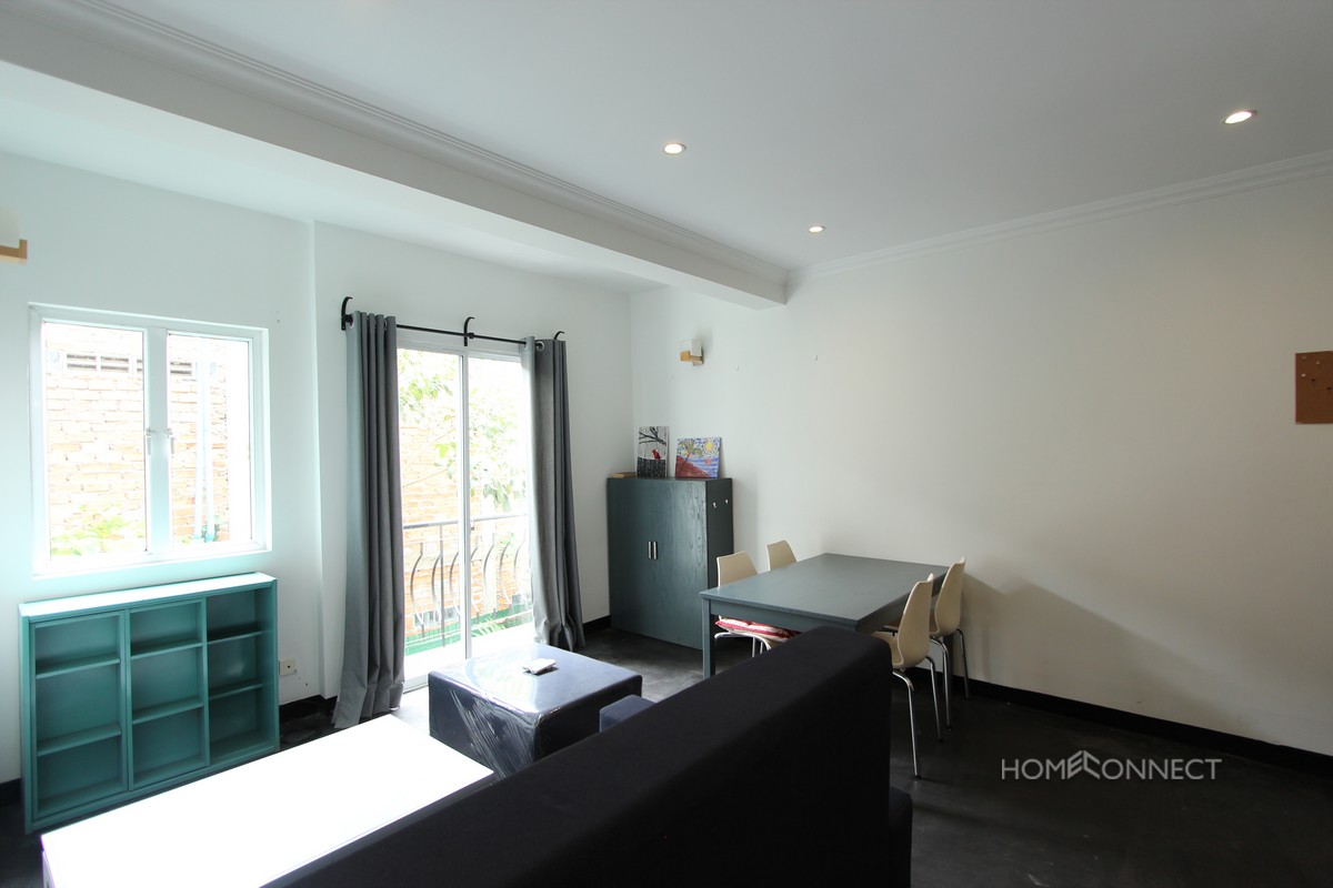 Western Style 2 Bedroom Walking Distance of Independence Monument | Phnom Penh Real Estate