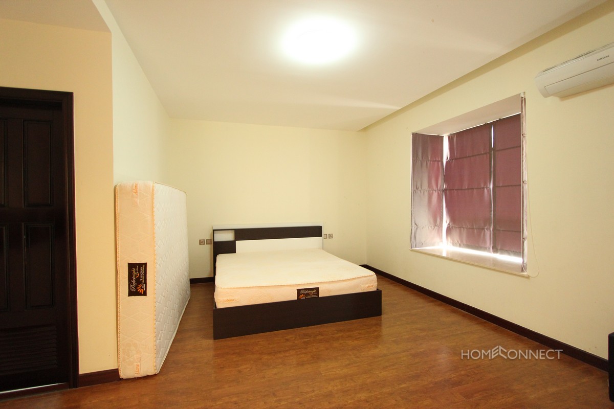 Family Sized 6 Bedroom Duplex Near Aeon Mall | Phnom Penh Real Estate